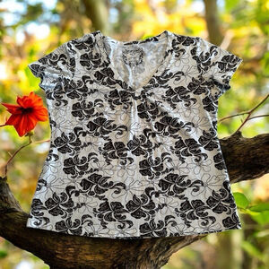 Nick & Sarah Hippie Tee Shirt Womens L WHITE w/ BROWN Flowers Short Cap Sleeves